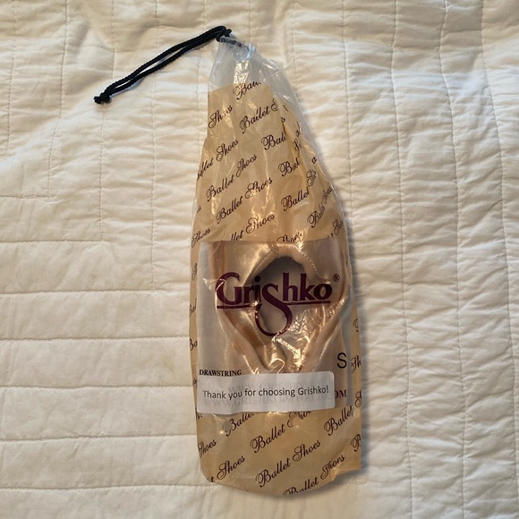 Grishko Elite Pointe Shoe - Picture 2 of 6